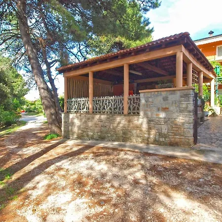 Fuer 6 Personen Ca 80 Qm In Pula, Istrien Istrische Riviera Appartement *